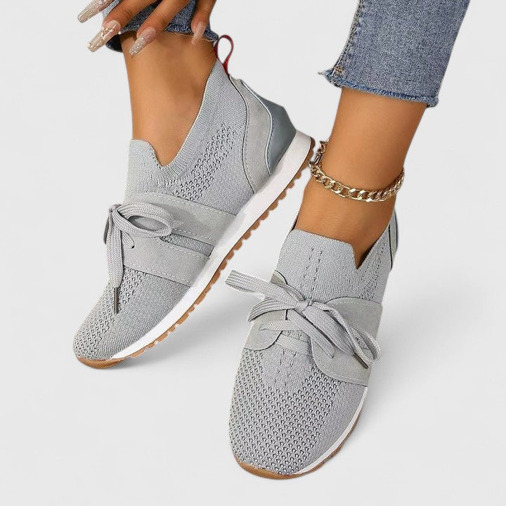 Victoria | Orthopaedic Sneaker